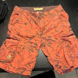 Orange true religion cargo shorts size 33